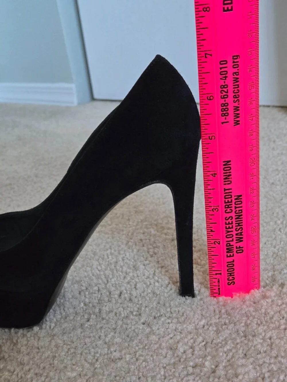 Stuart Weitzman stuart weitzman